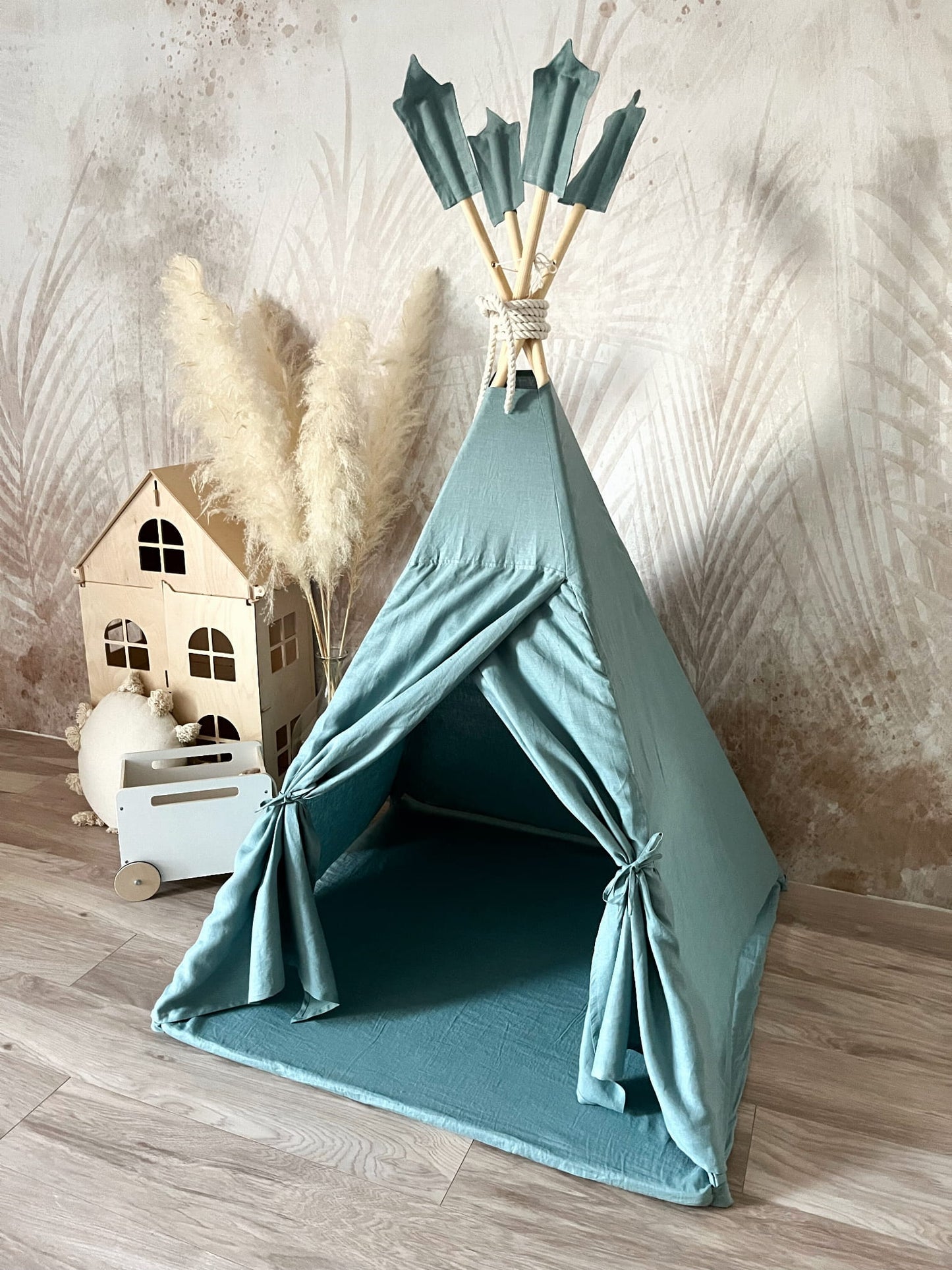 Luxe Linen Teepee Tent, Green