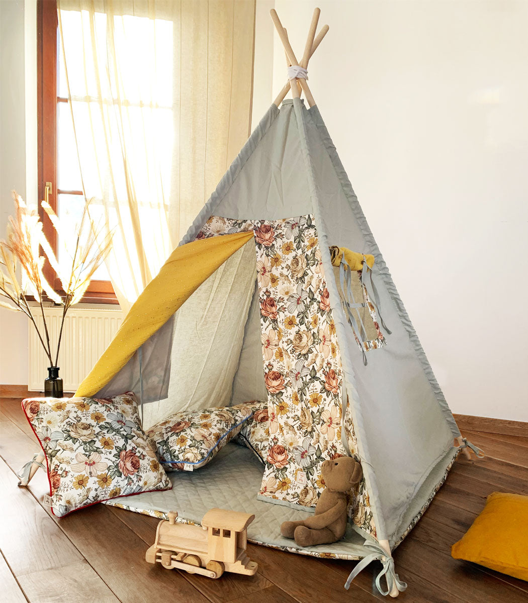 Botanical Teepee with Mat, Multi