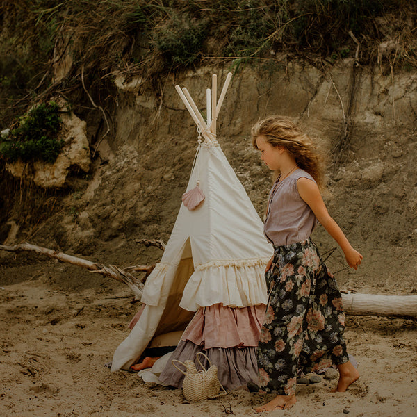 Layered Luxury Teepee Tent, Pretty Pink